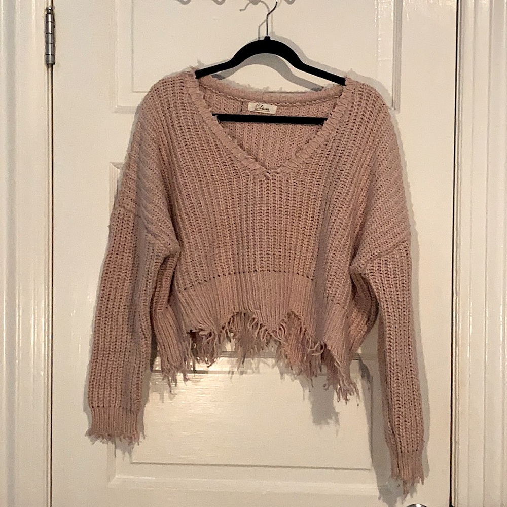 Sweater with Zig-Zag Bottom